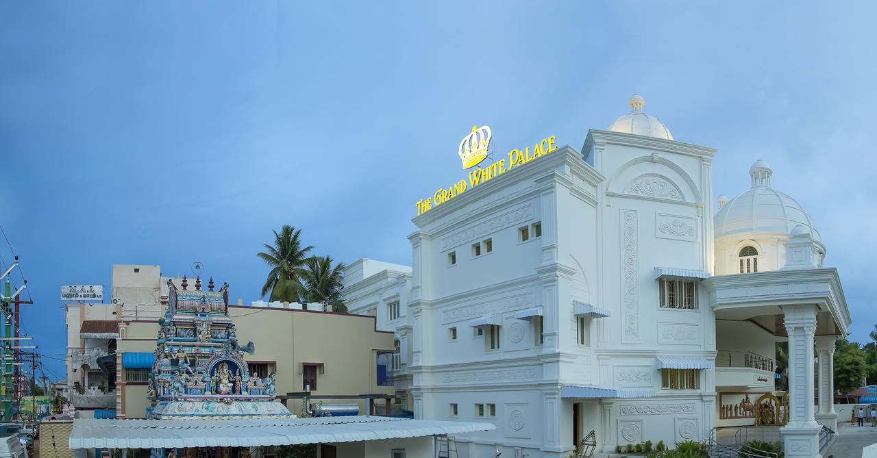 The Grand White Palace Hotel Mayiladuthurai Buitenkant foto